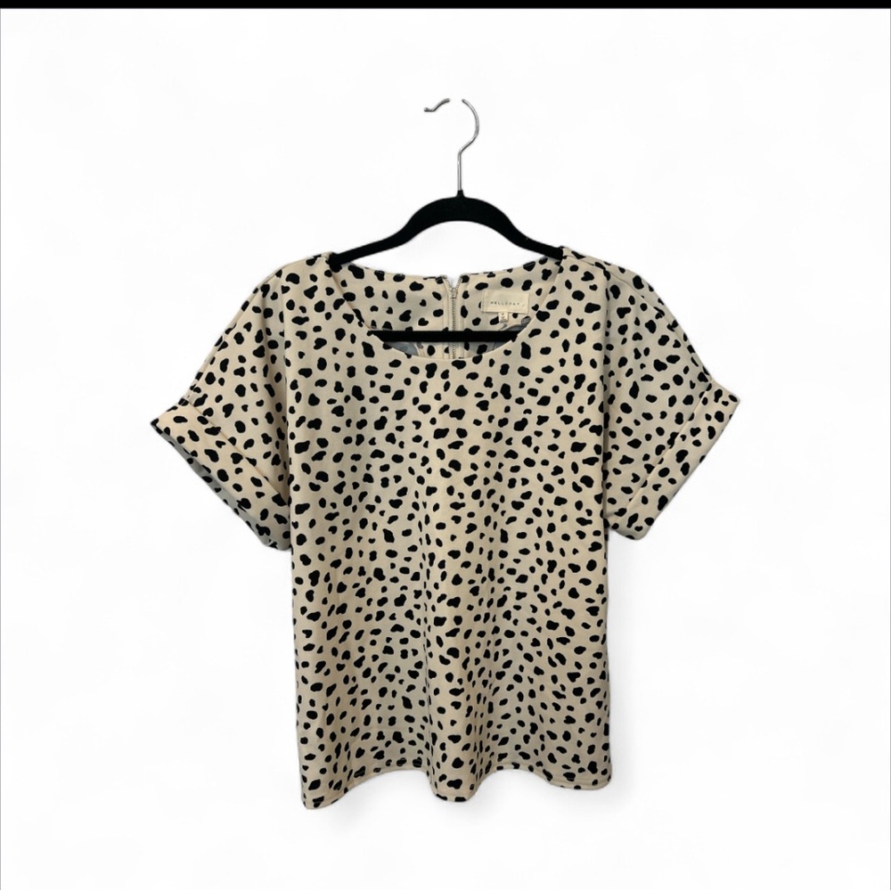 MELLODAY Beige and Black Short Sleeve Polka Dot Blouse